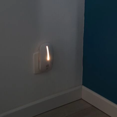 Veilleuse Chacon Avec Détecteur Crepusculaire Et De Mouvement - Blanc 5 Veilleuse Chacon Avec Détecteur Crepusculaire Et De Mouvement - Blanc – Image 3